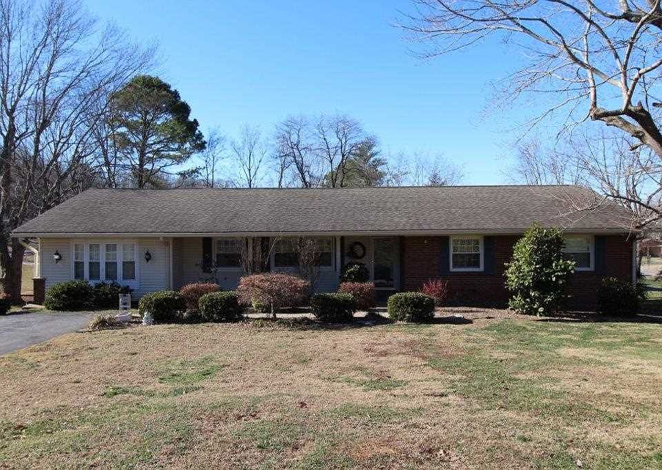 1st image of 756 Crittenden Cir