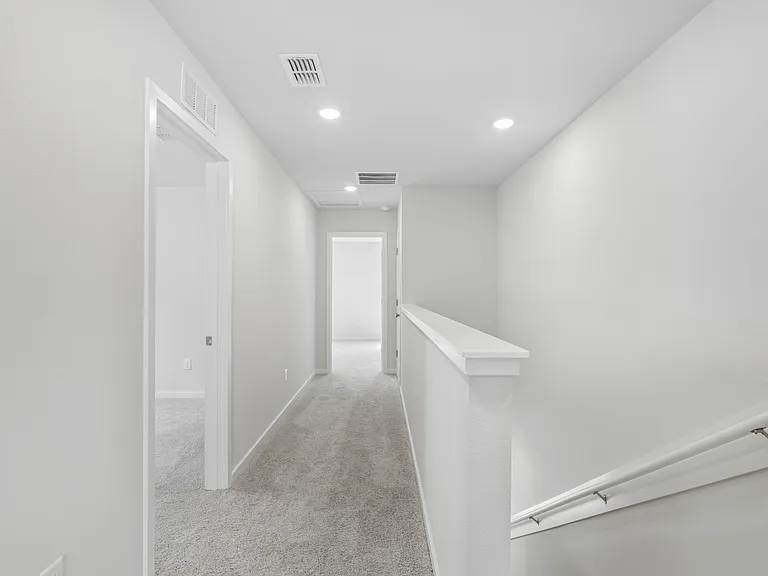 111 Brazil Nut Cir — Photo 14