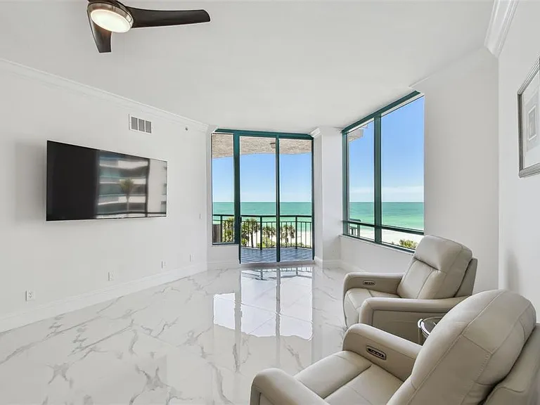 1560 Gulf Blvd #306 — Photo 16