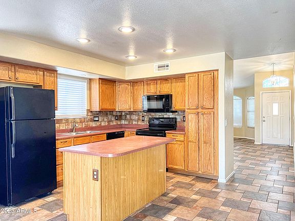 5th image of 12728 W HOLLY Street