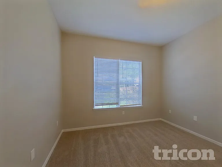 1751 Southern Oak Loop — Photo 13