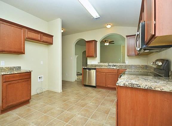 4th image of 124 Hondo Gap Ln