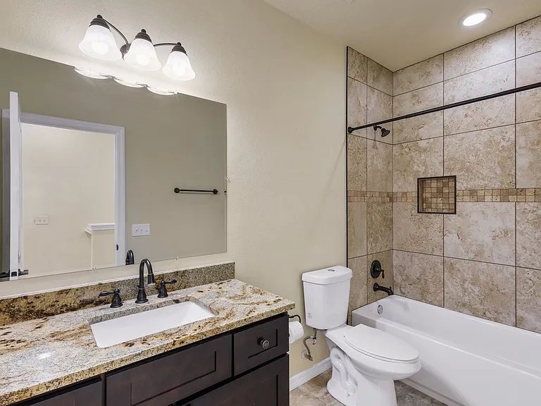 509 Sunbranch Ln — Photo 21