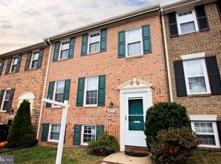 9639 Lindenbrook St, Fairfax, VA 22031