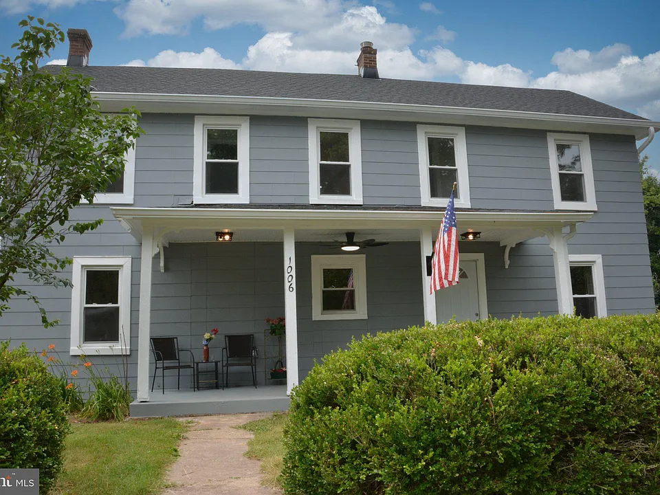 1006 Circle Dr