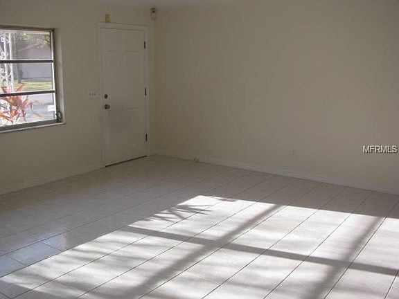 5th image of 1119 Flushing Ave