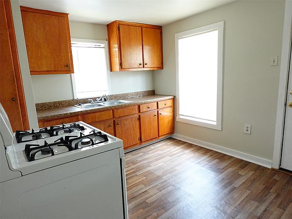 5th image of 4818 Hirsch Rd