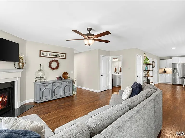 601 Monarch Dr — Photo 9