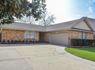 2807 Skelton Dr, Houston, TX 77067