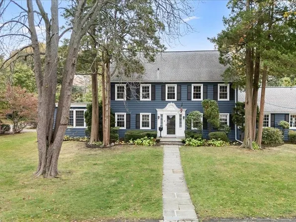 34 Gedney Park Drive, White Plains, NY 10605