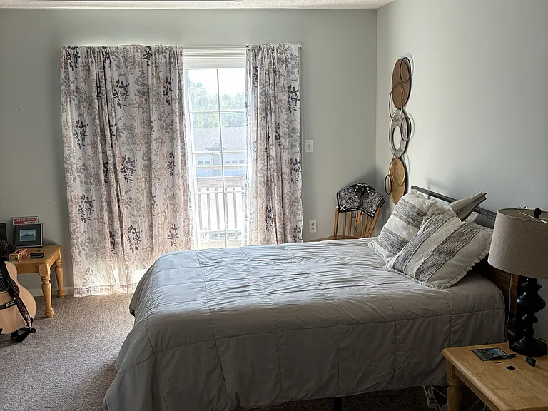35 Mathews Ave #39 — Photo 4