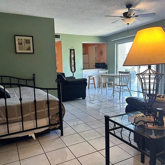 4215 E Bay Dr #1702A — Photo 10