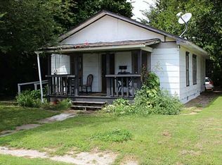 223 E Walnut St, Rogers, AR 72756