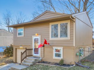 1408 N Ponca Dr, Independence, MO 64058