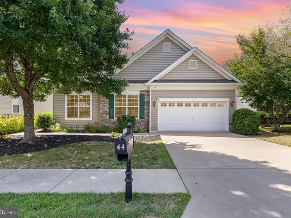 44 Goose Creek Cir, Fredericksburg, VA 22406