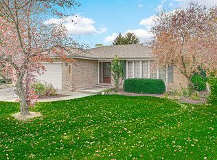 24908 S Creekside Ct, Crete, IL 60417