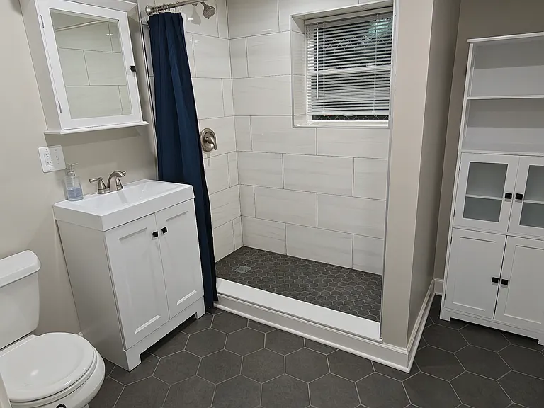 W Drummond Pl — Photo 5