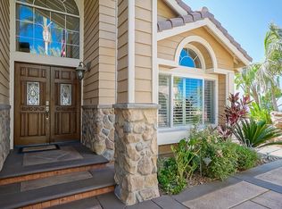 16366 Greenridge Cir, Riverside, CA 92503