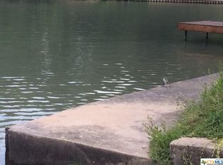 476 Riverview Rd, Mcqueeney, TX 78123