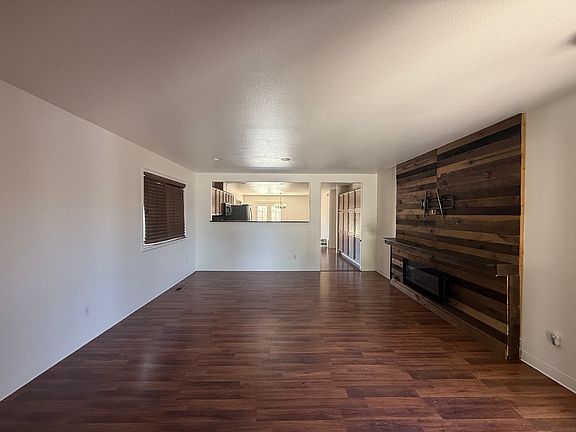 3rd image of 7940 Mariner Cove Dr