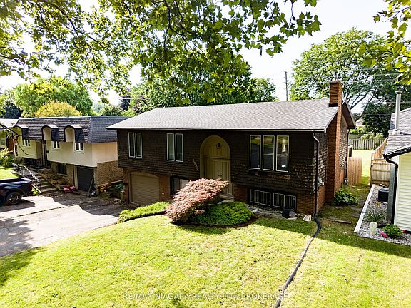2nd image of 6980 Dolphin St
