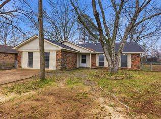 207 Fairway Dr, Conway, AR 72034