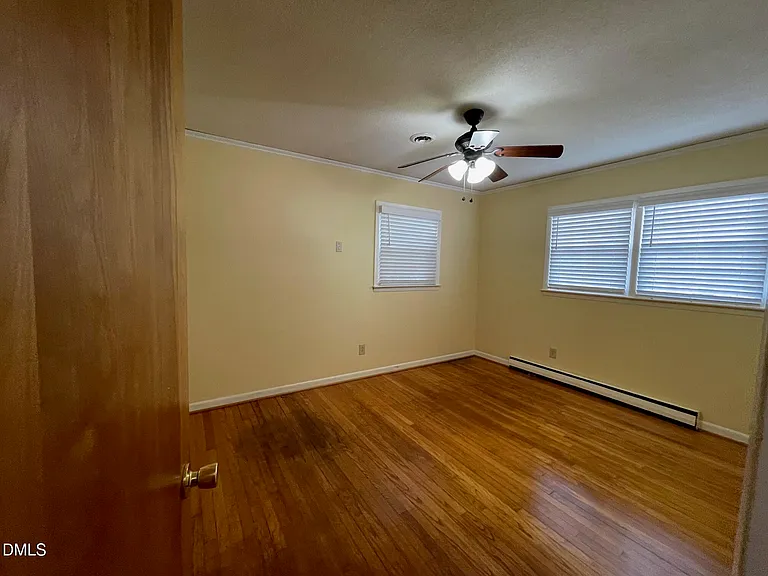 280 Montague Rd — Photo 14