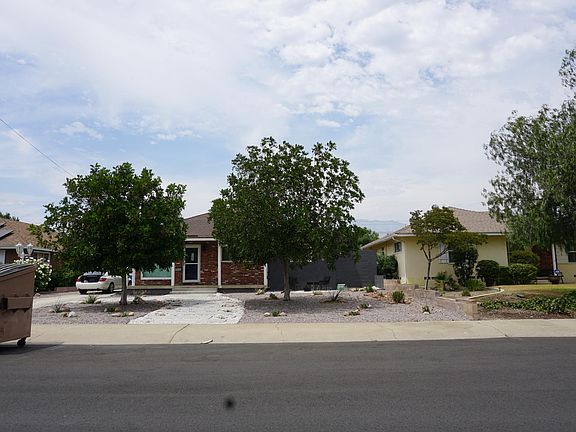 2nd image of 804 W El Morado Ct
