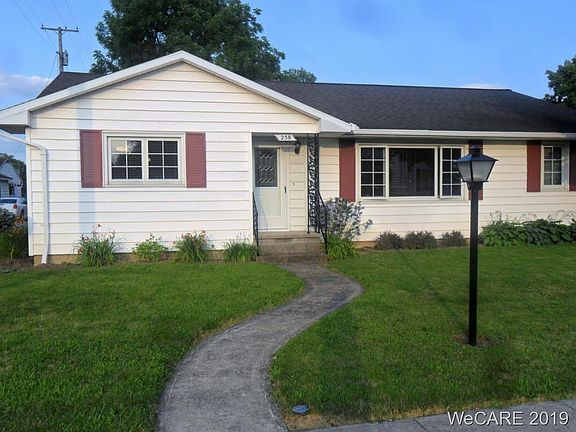 3rd image of 258 Wayne St #1
