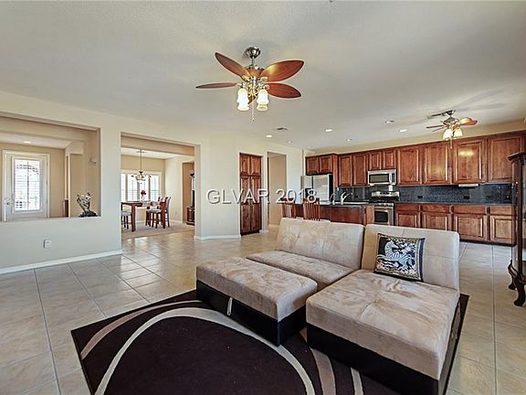 5th image of 10294 Sofferto Ave
