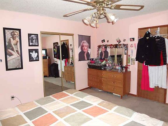 4th image of 2184 Grand Teton Ave
