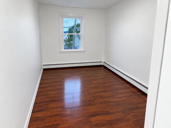 14 Pine St #2
