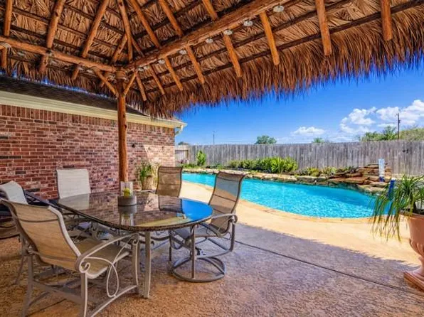 410 Scarlet Sage Dr, League City, TX 77573