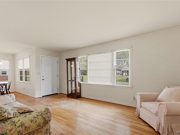 4th image of 617 35th St