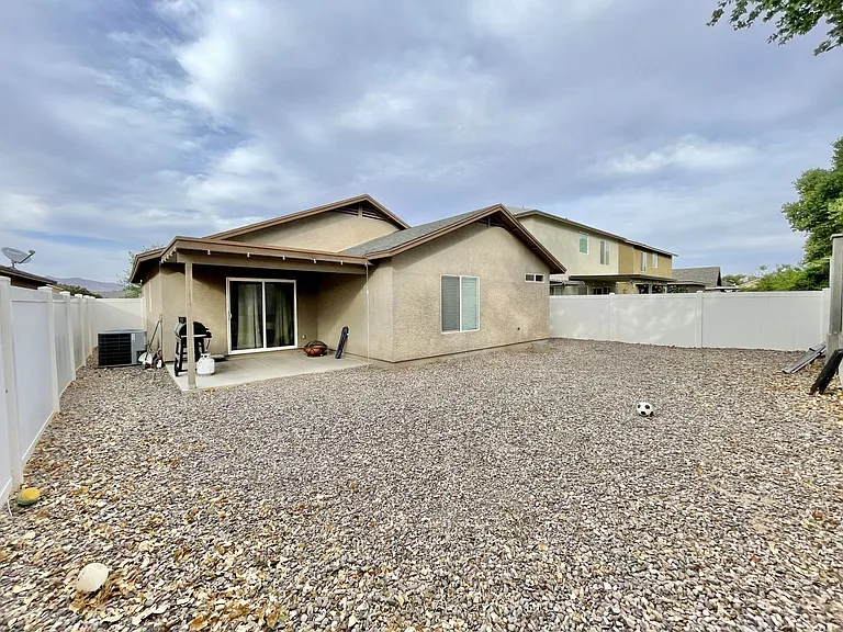 1294 S Kelson Pl — Photo 14