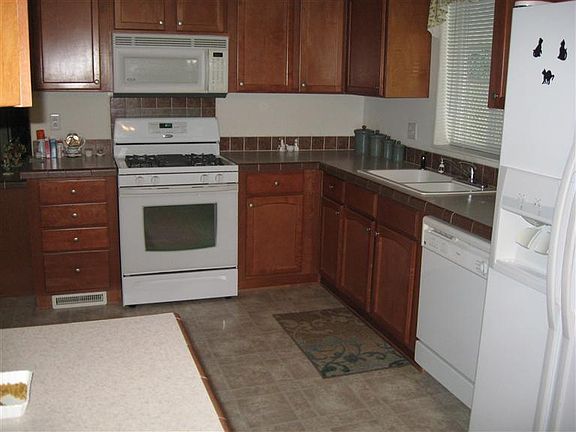 5th image of 5742 Clearwater Dr
