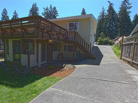 3rd image of 6105 173rd Pl SW