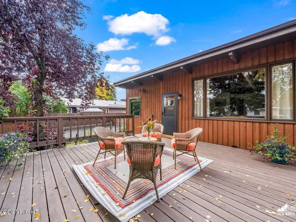 3006 Eureka St, Anchorage, AK 99503