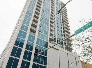 314 W Superior St, Chicago, IL 60654