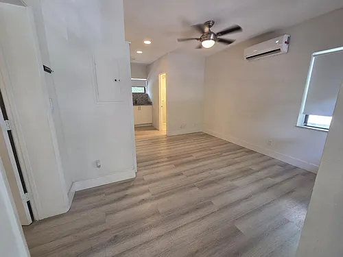 1109 E Broward Blvd #12 Photo 1