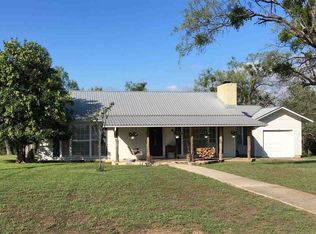 408 S Porter St, Lampasas, TX 76550