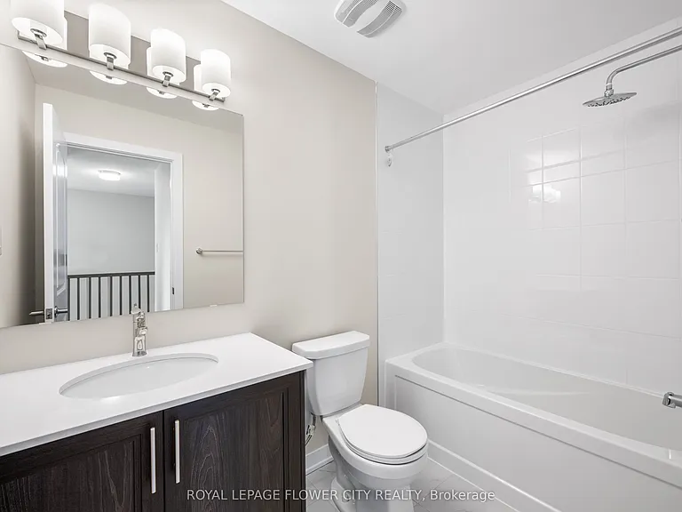 283 Les Emmerson Dr — Photo 7