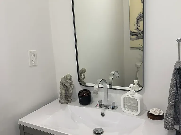 2718 Old Field Dr #302 — Photo 14