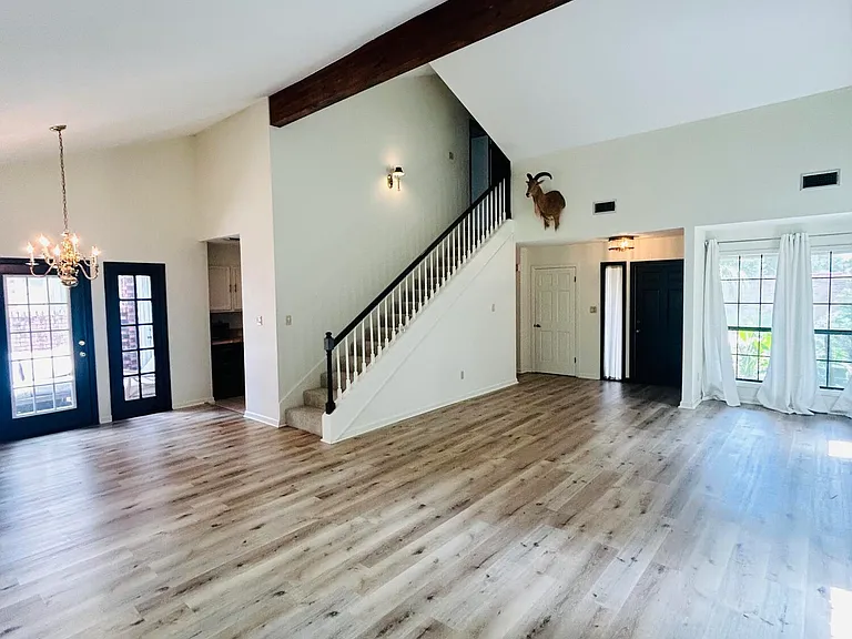 604 Briargate Walk Cir — Photo 19
