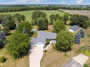 2692 Sylver Ridge Ln, Sun Prairie, WI 53590