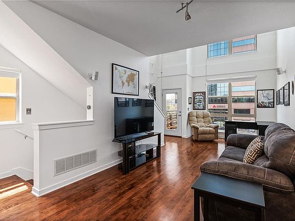 5th image of 4557 Madison Ave