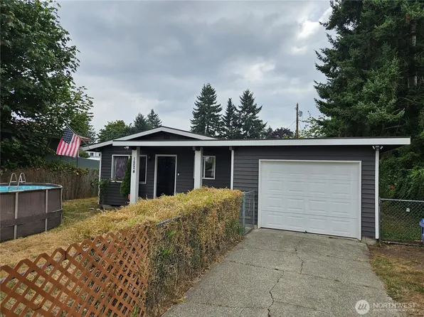 1224 E 67th St, Tacoma, WA 98404