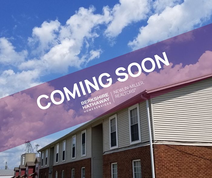 1st image of 212 W Montgomery St