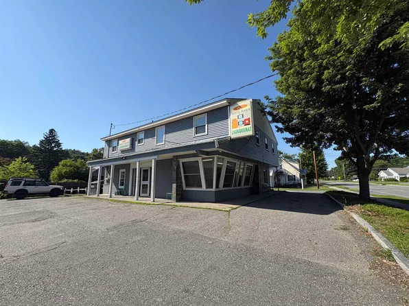 754 Hartford Avenue, Hartford, VT 05001