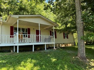 330 Wartrace Hwy, Pleasant Shade, TN 37145